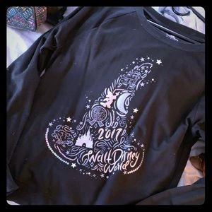 Women's XL 2017 Walt Disney World crewneck